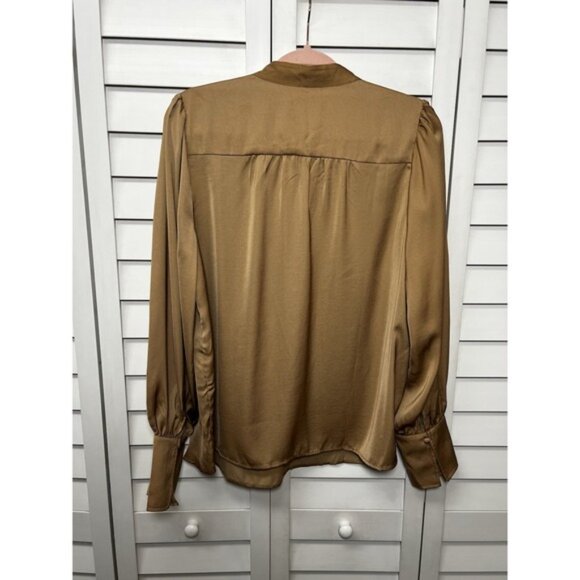 Banana Republic Volume Sleeve Satin Split Neck Blouse Size Large Afternoon Latte - Picture 8 of 11